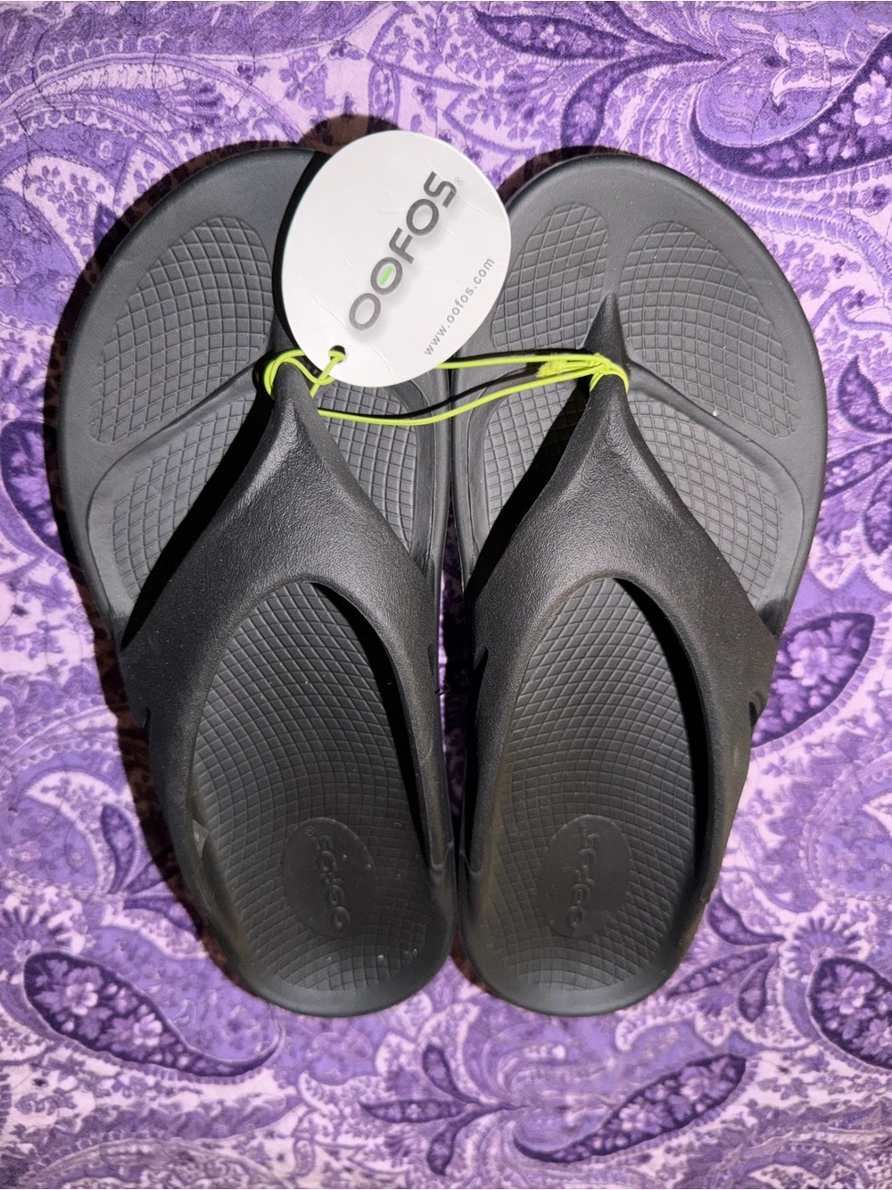 Oofos Classic OOriginal Recovery Sandal